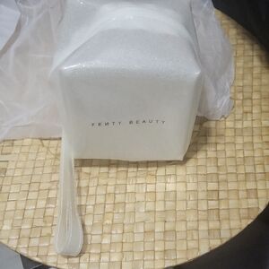 Fenty Beauty Shimmering White Pouch GWP
